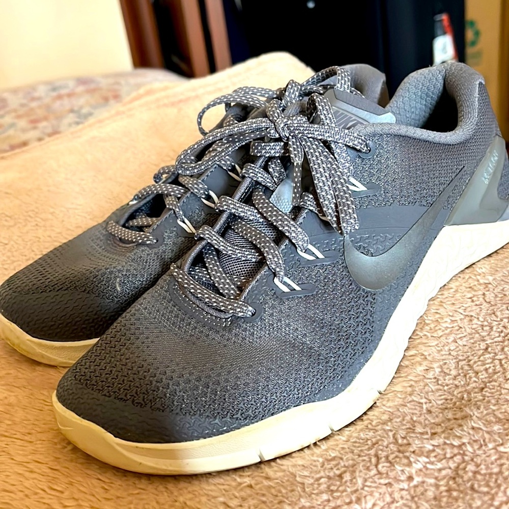 Nike metcons women 6.5